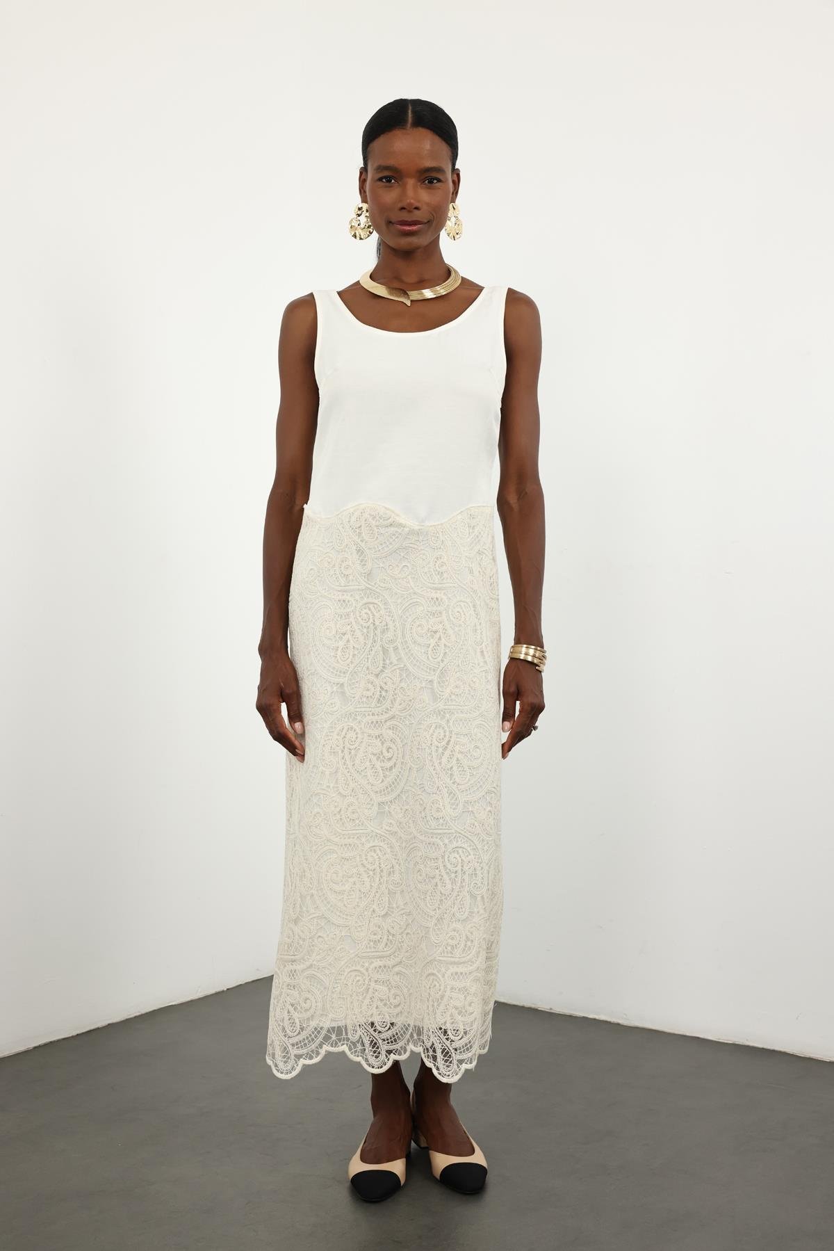 Kemik Sıfır Kol Dantel Detaylı Elbise 36592