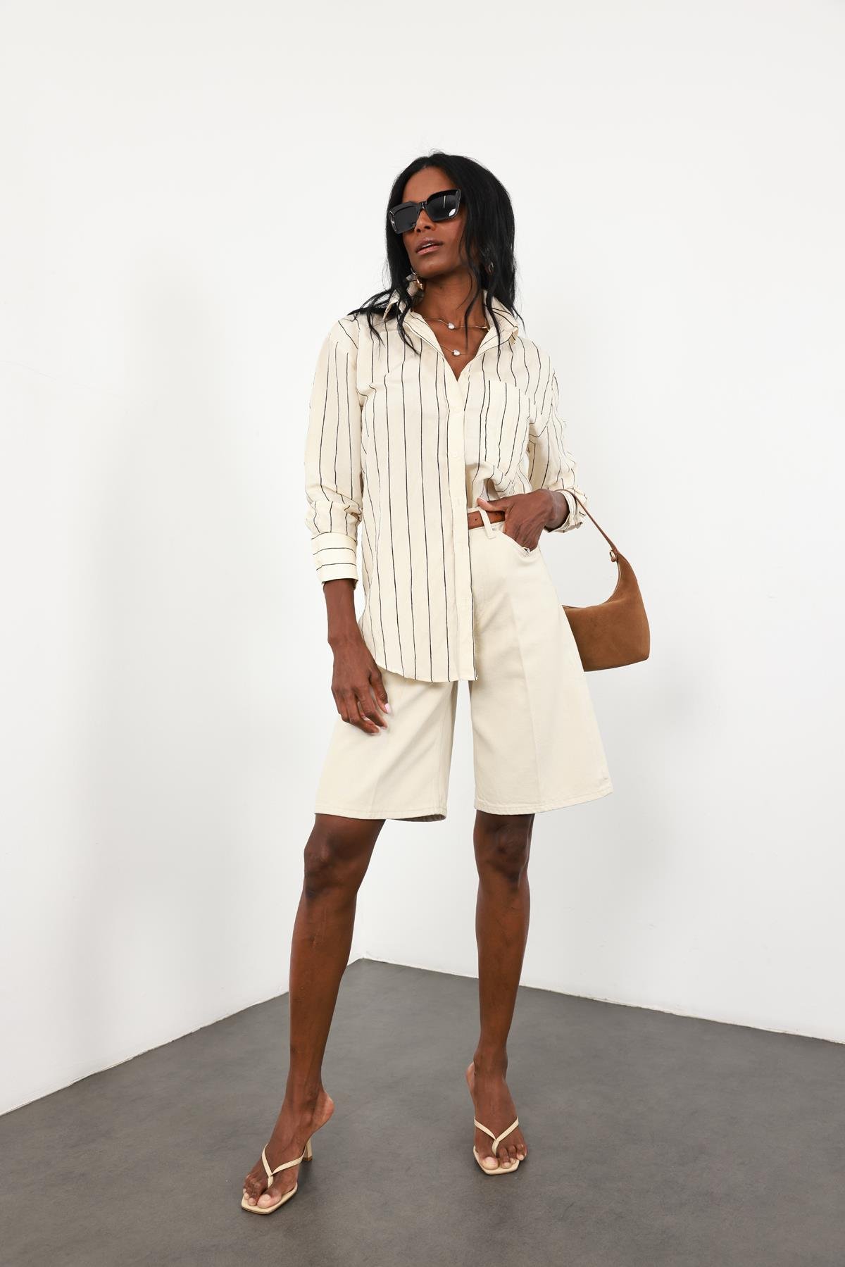 Kemik Yumuşak Denim Bermuda 