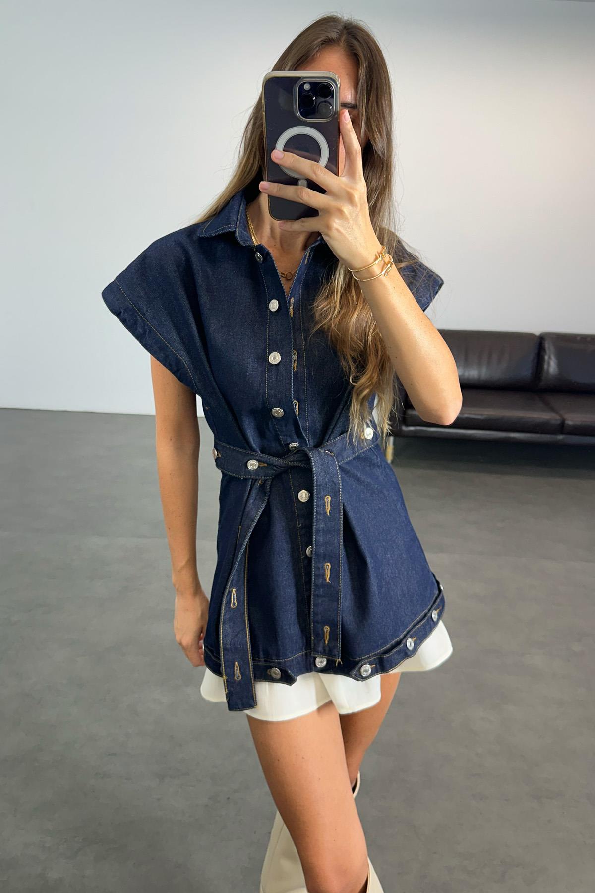 Koyu Lacivert Düğme Detaylı Denim Yelek 50011