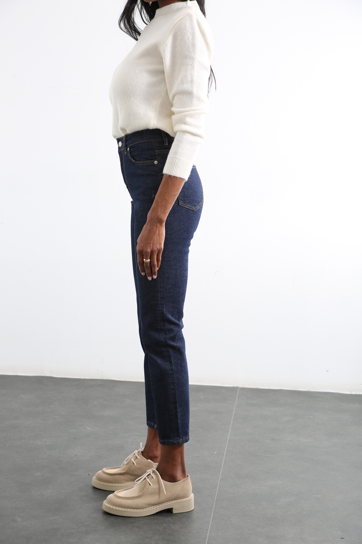 Koyu Lacivert Yüksek Bel Mom Fit Jean 209