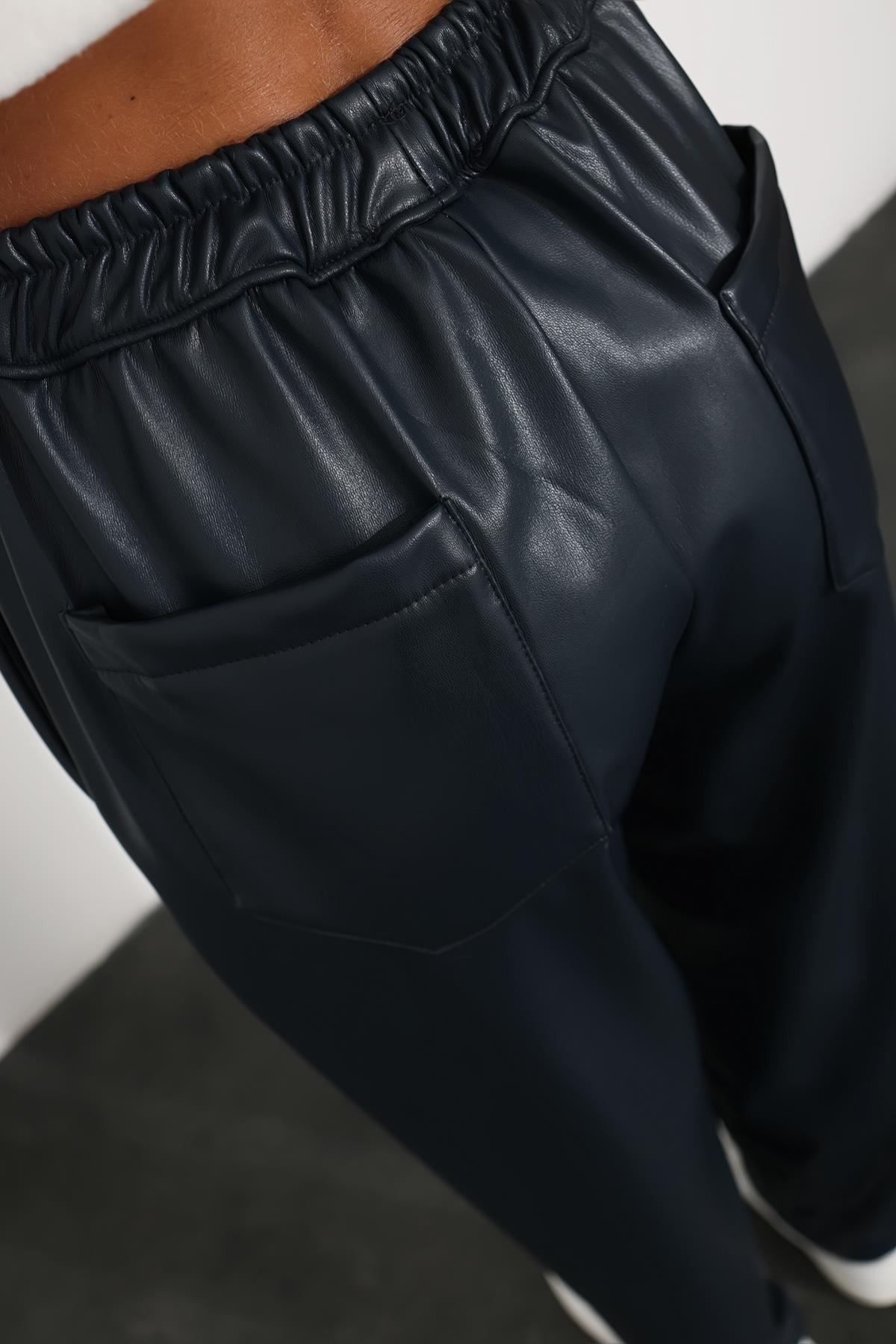 Lacivert Beli Lastikli Cepli Deri Pantolon 40162