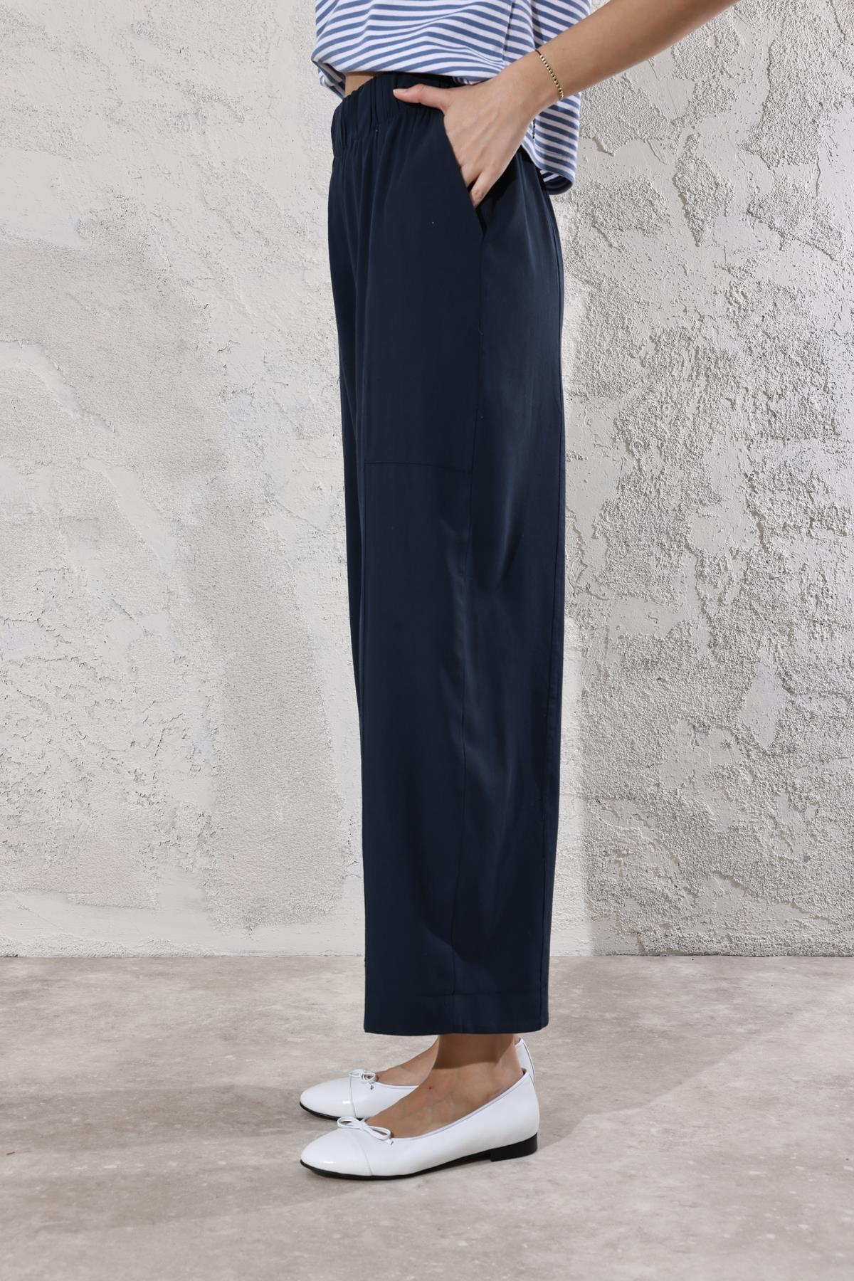 Lacivert Beli Lastikli Keten Pantolon 1557