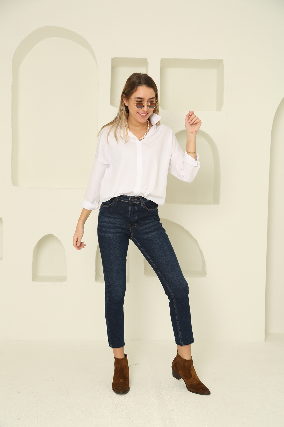 Lacivert Kesik Paça Boyfit Jean Pantolon 