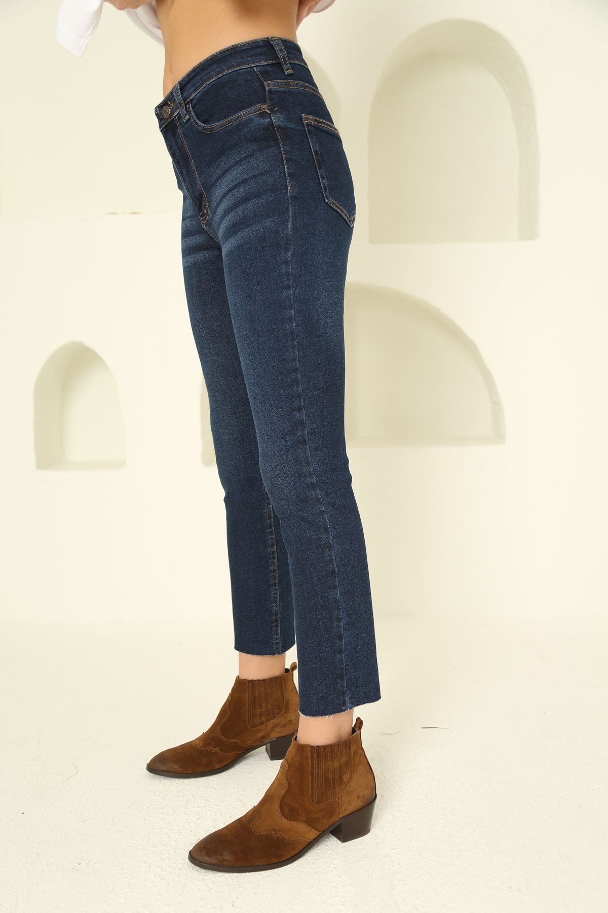 Lacivert Kesik Paça Boyfit Jean Pantolon 