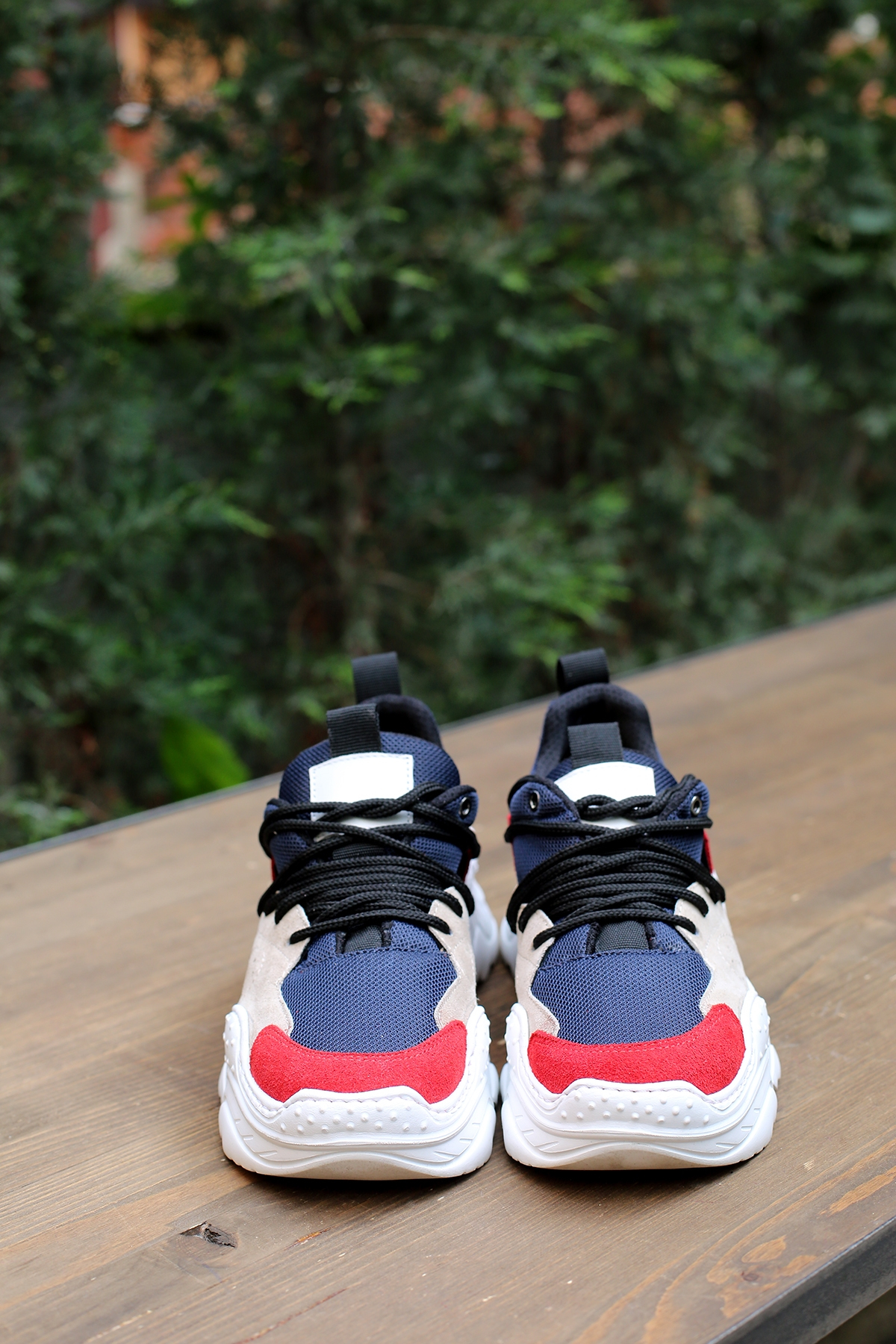 Lacivert Kırmızı Detaylı Sneaker