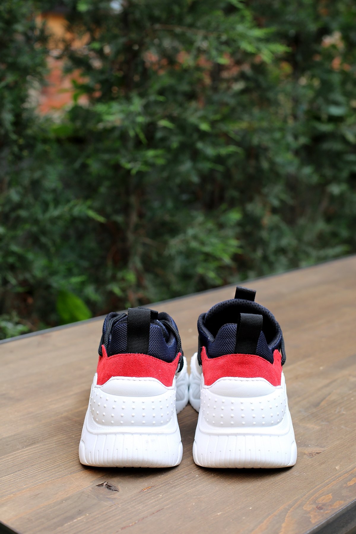 Lacivert Kırmızı Detaylı Sneaker