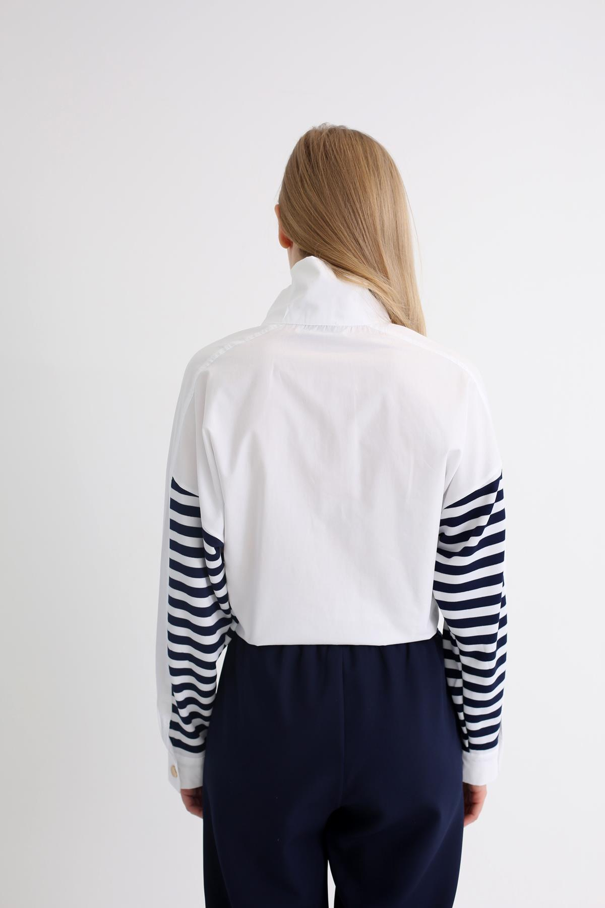 Lacivert Yakalı Çizgili Sweatshirt 23029