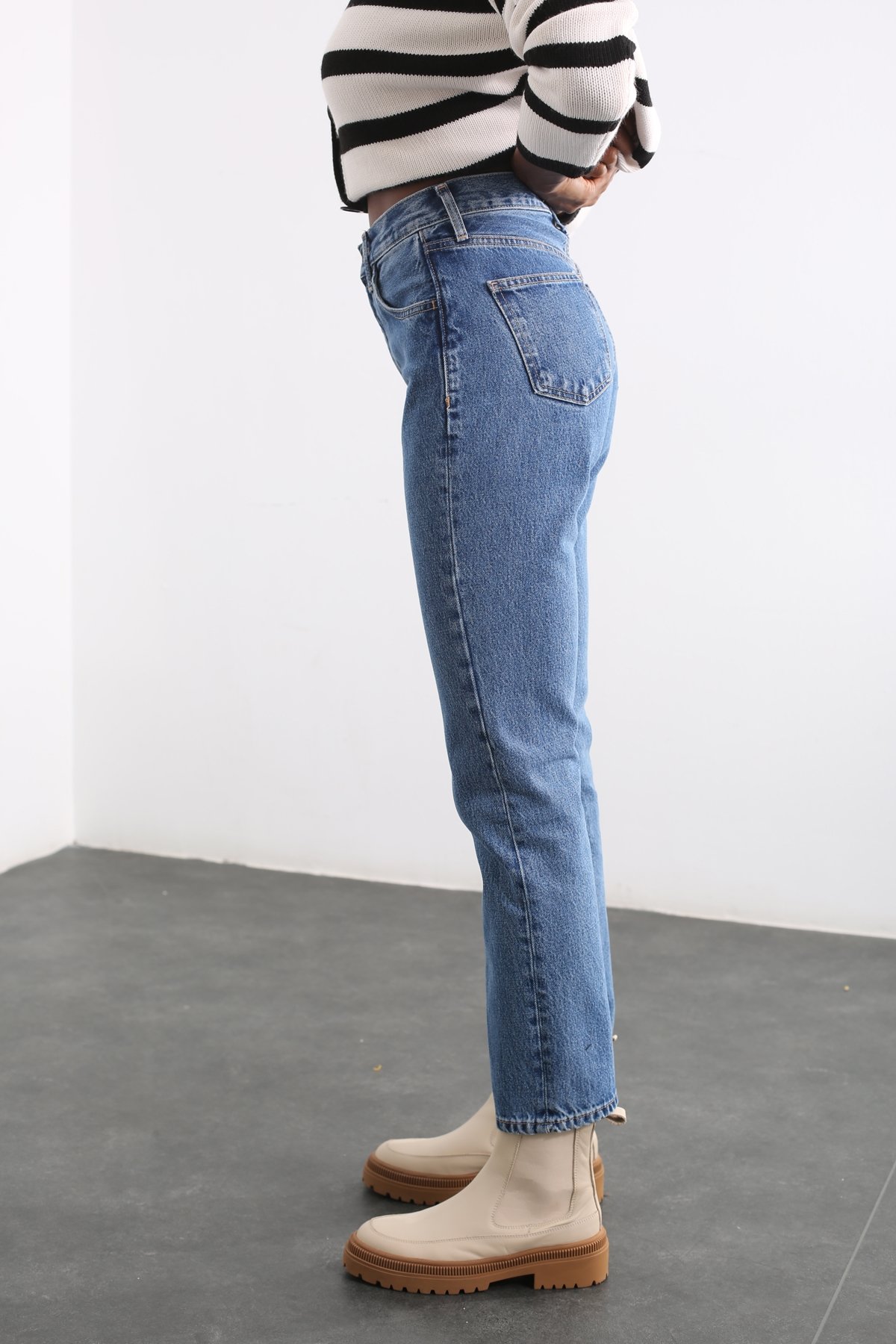 Lacivert Yüksek Bel Boru Paça Jean 