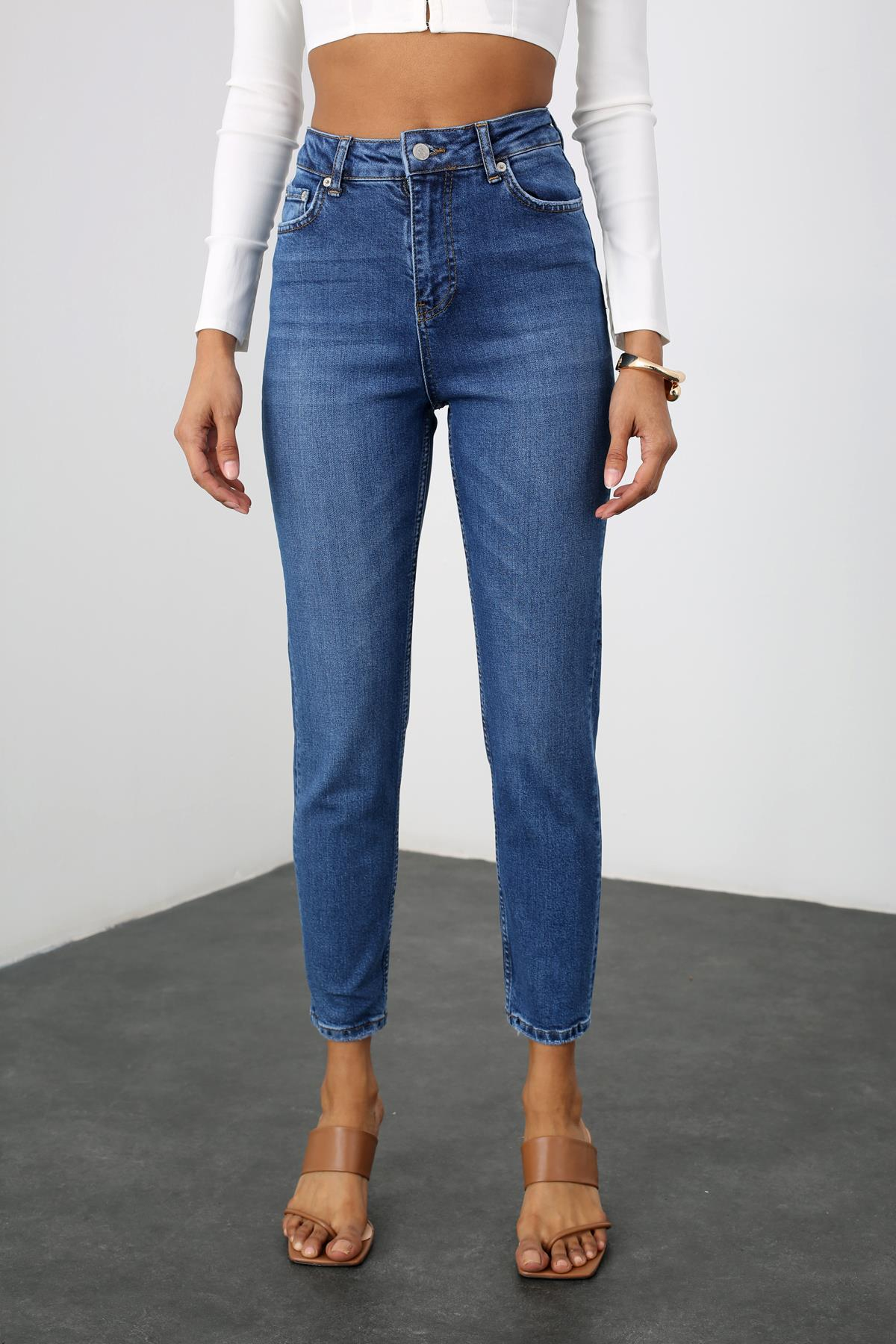 Lacivert Yüksek Bel Mom Fit Jean 