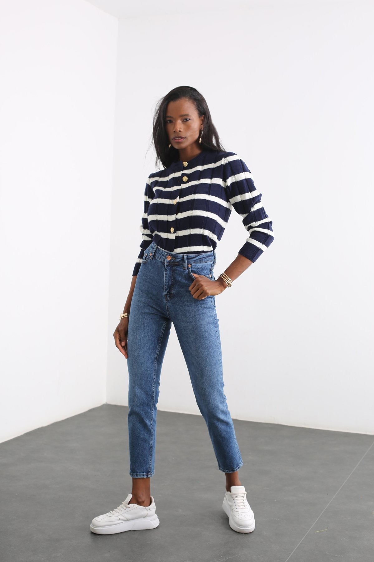 Lacivert Yüksek Bel Mom Fit Jean 2701
