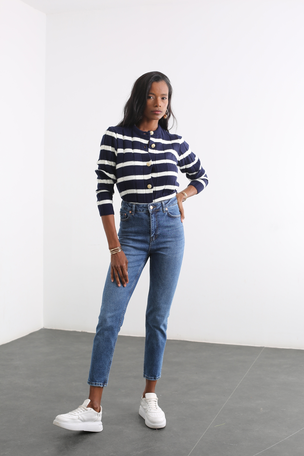 Lacivert Yüksek Bel Mom Fit Jean 2701