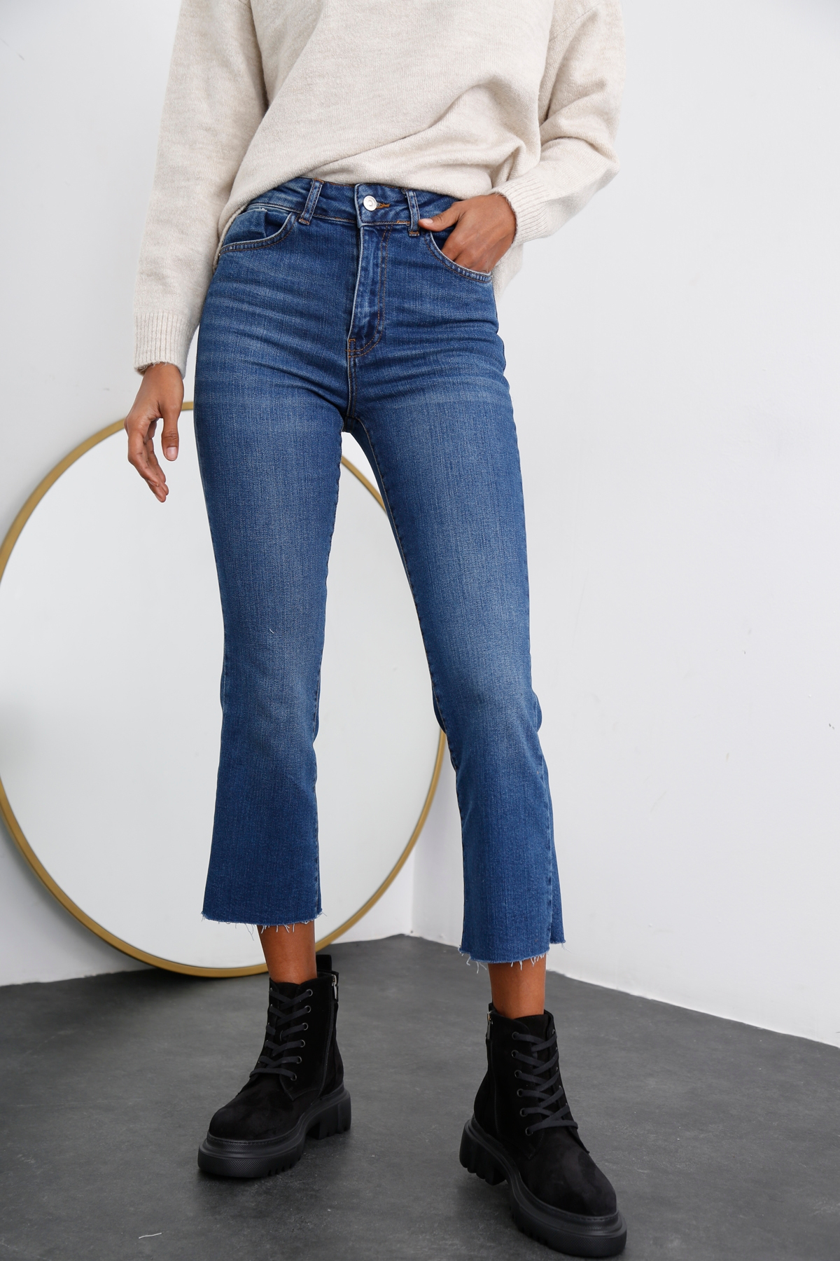 Lacivert Yüksek Bel Slim Flare Jean 929