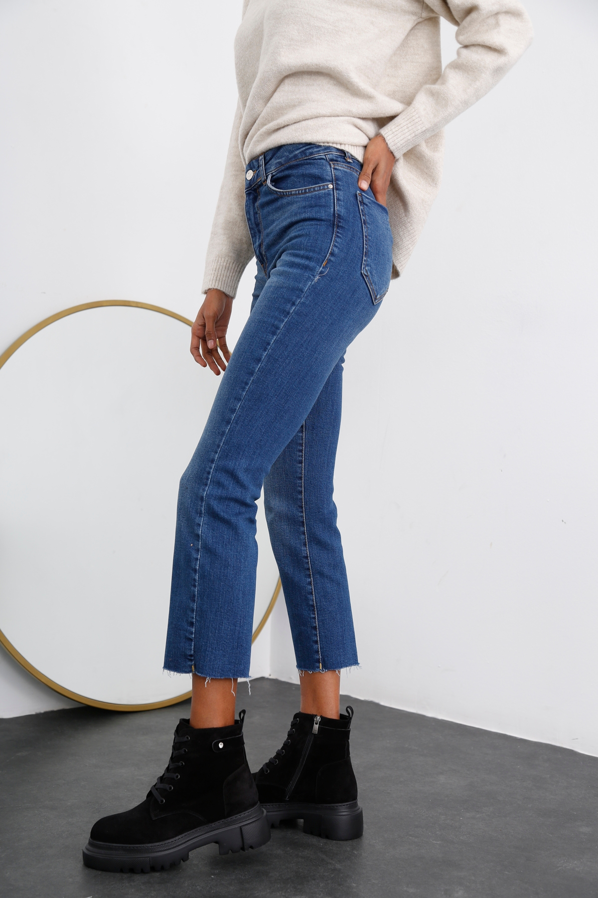 Lacivert Yüksek Bel Slim Flare Jean 929