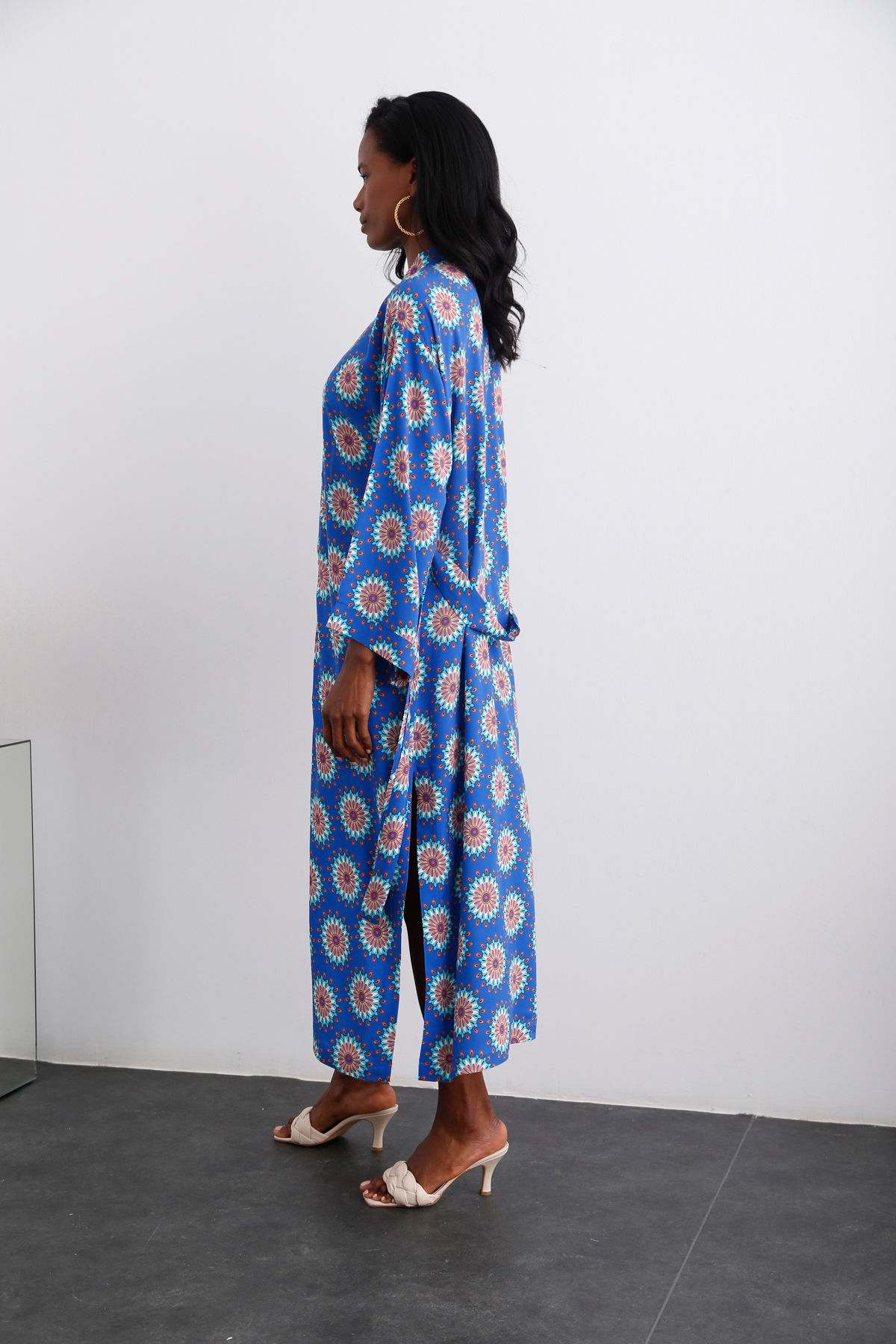Mavi Desenli Yırtmaçlı Kimono 0733