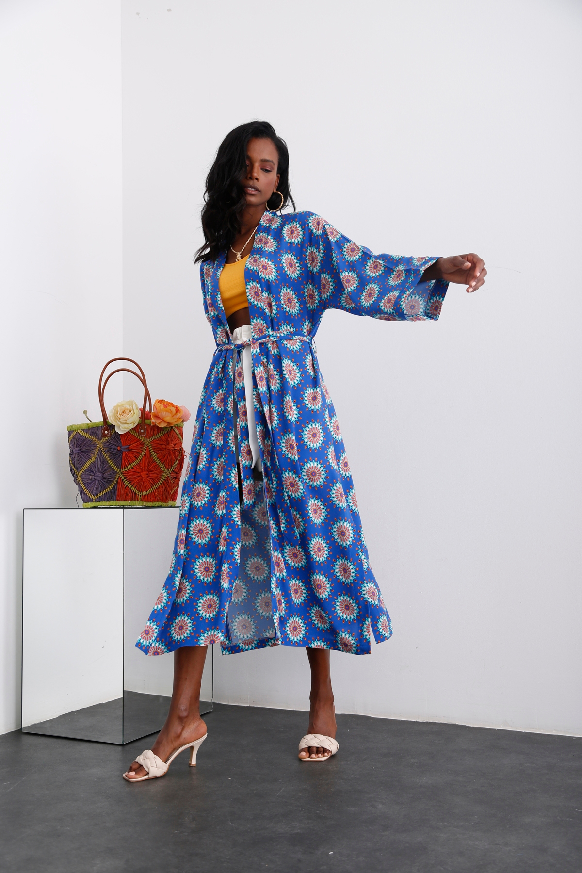 Mavi Desenli Yırtmaçlı Kimono 0733