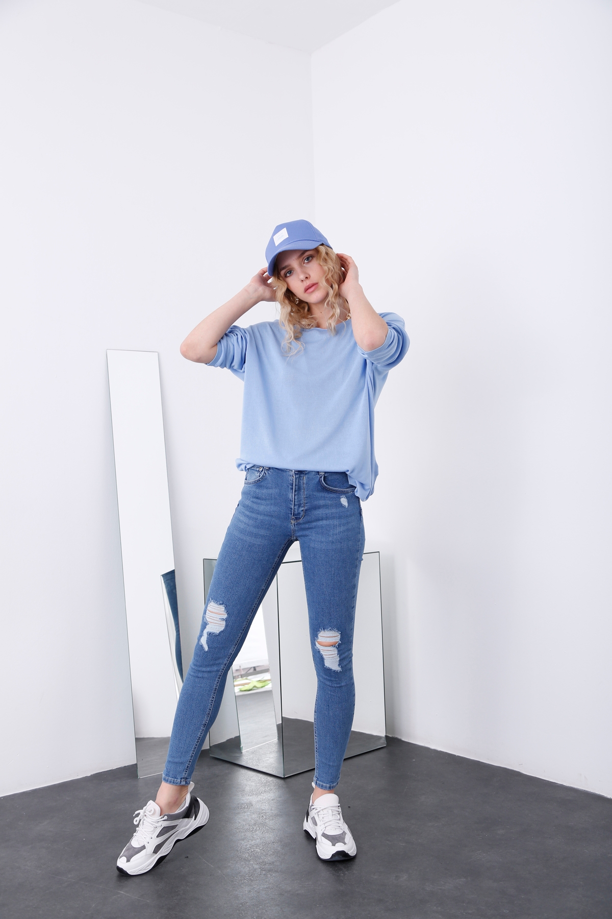Mavi Orta Bel Extra Push Up Jean 
