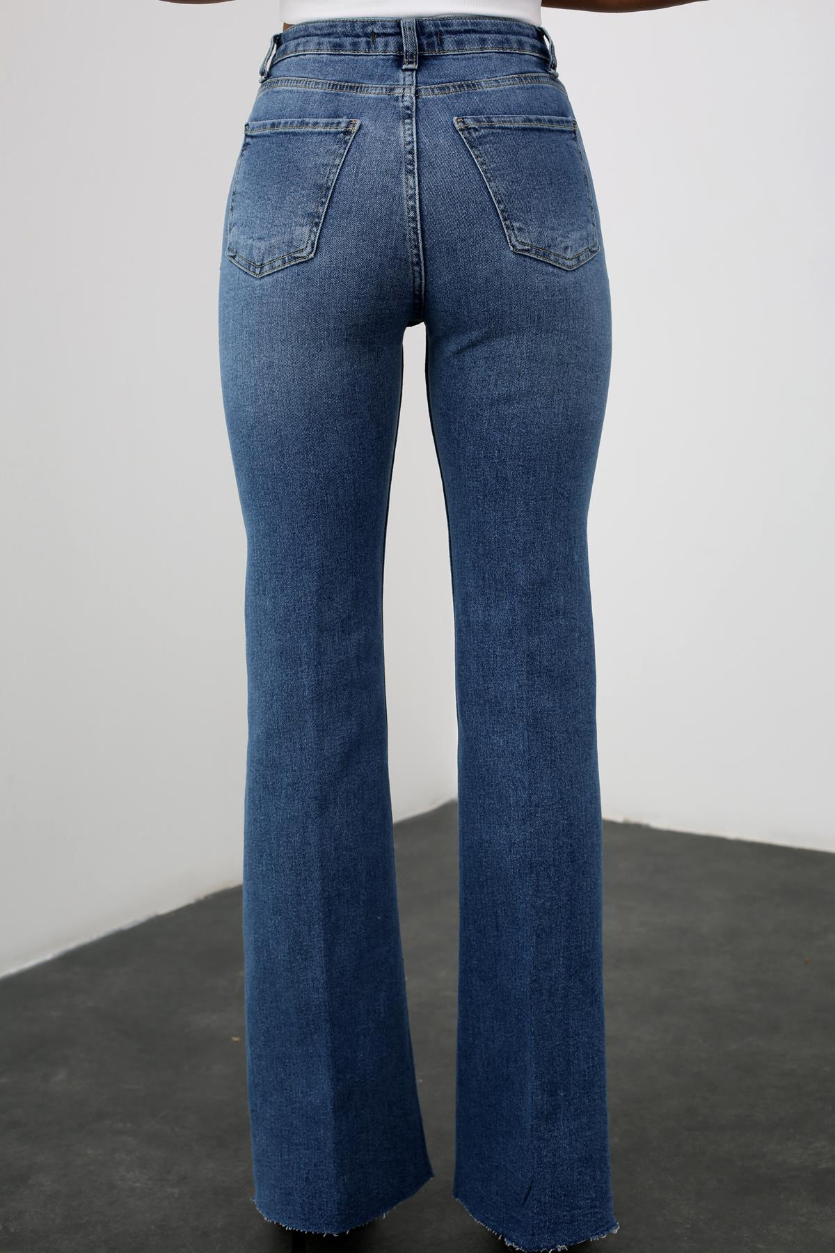 Mavi Ultra Yüksek Bel Kesik Paça Jean 228124