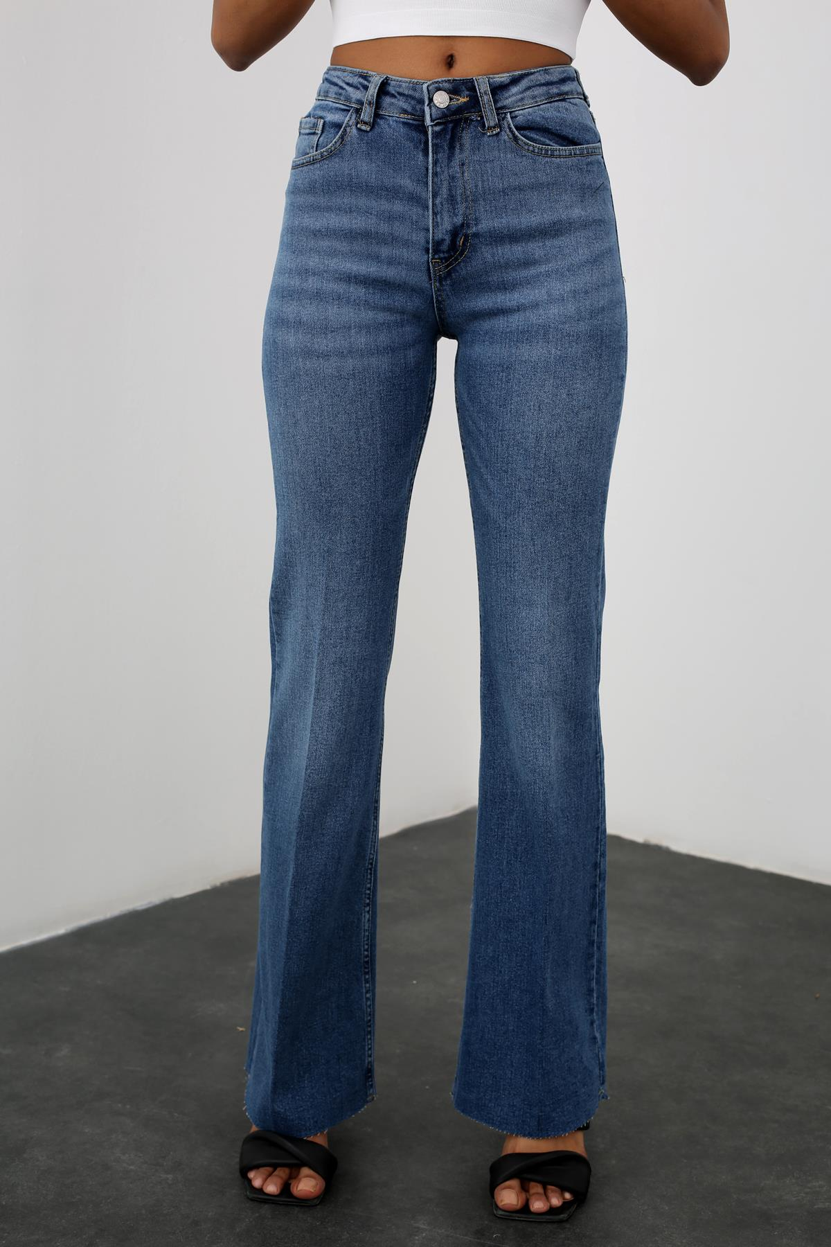 Mavi Ultra Yüksek Bel Kesik Paça Jean 228124