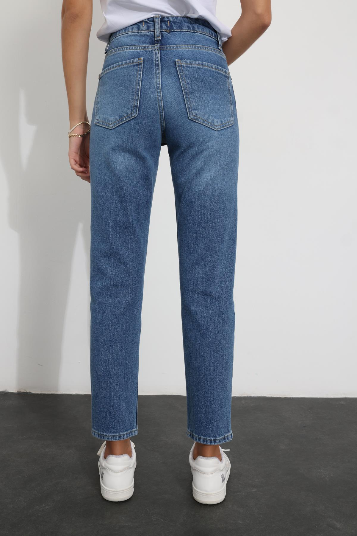 Mavi Yüksek Bel Mom Fit Jean 