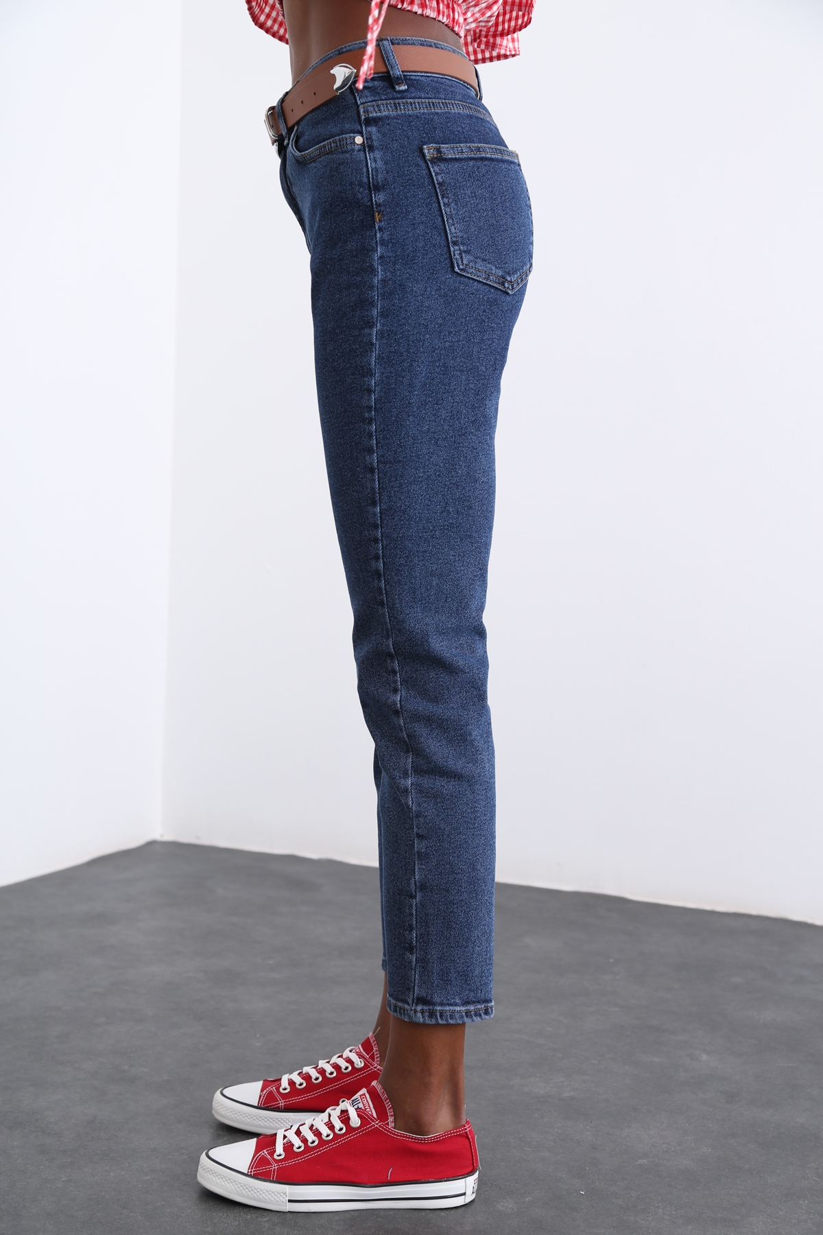 Mavi Yüksek Bel Mom Fit Jean D-151