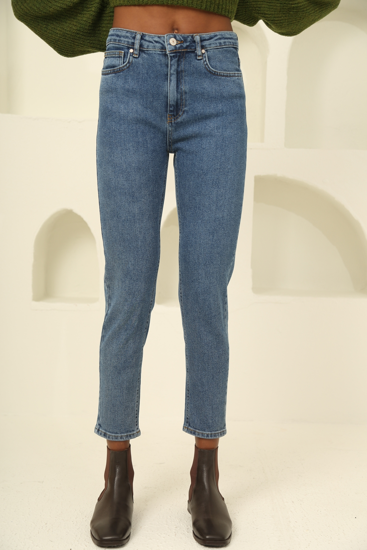 Mavi Yüksek Bel Mom Fit Jean D-151