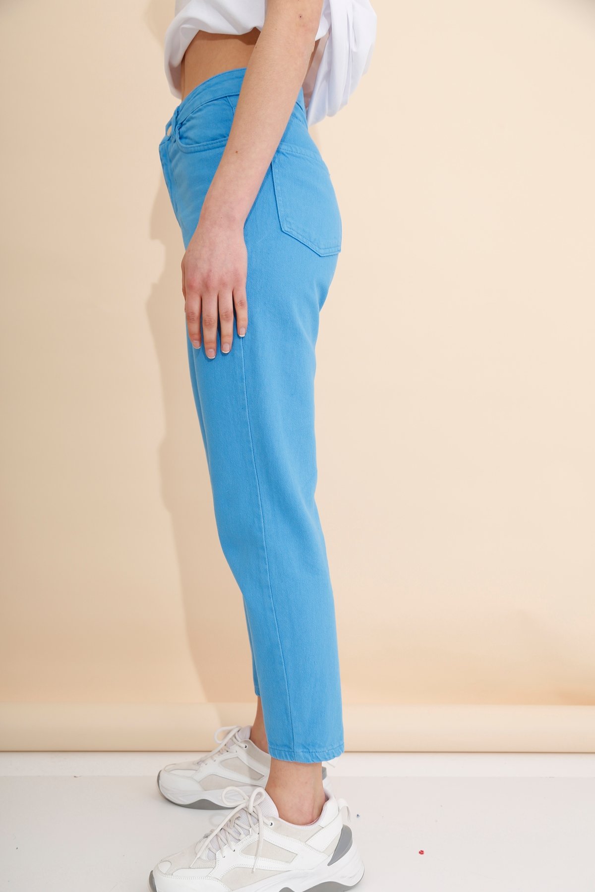 Mavi Yüksek Bel Mom Jean 8102