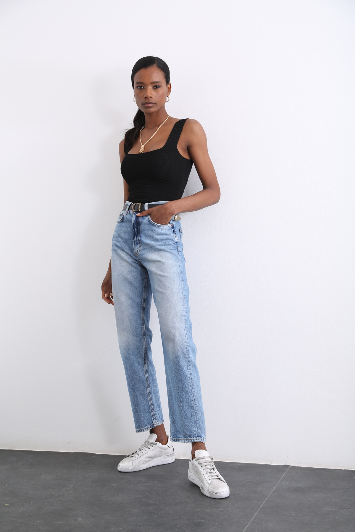 Mavi Yüksek Bel Relaxed Straight Jean 