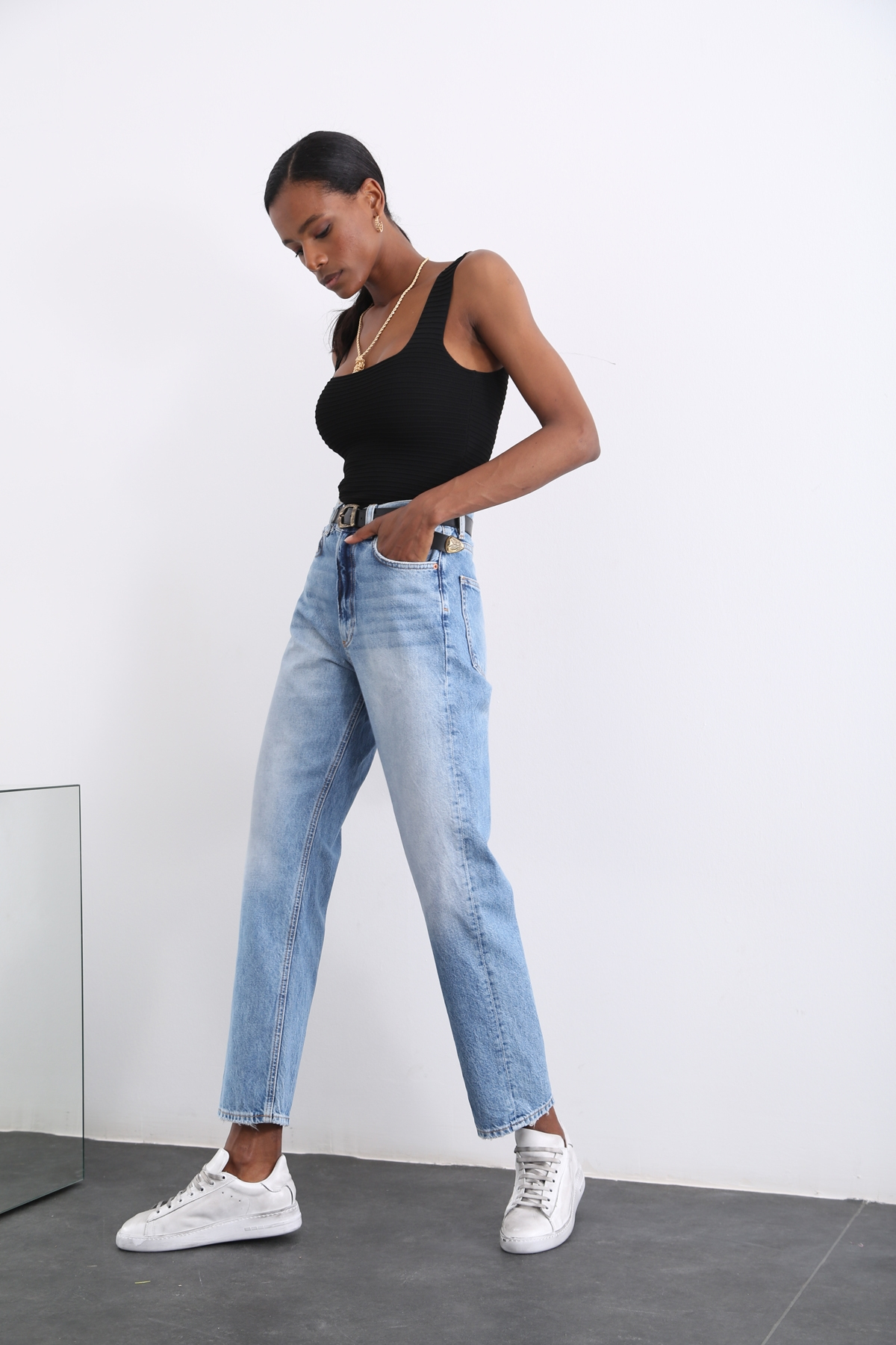 Mavi Yüksek Bel Relaxed Straight Jean 