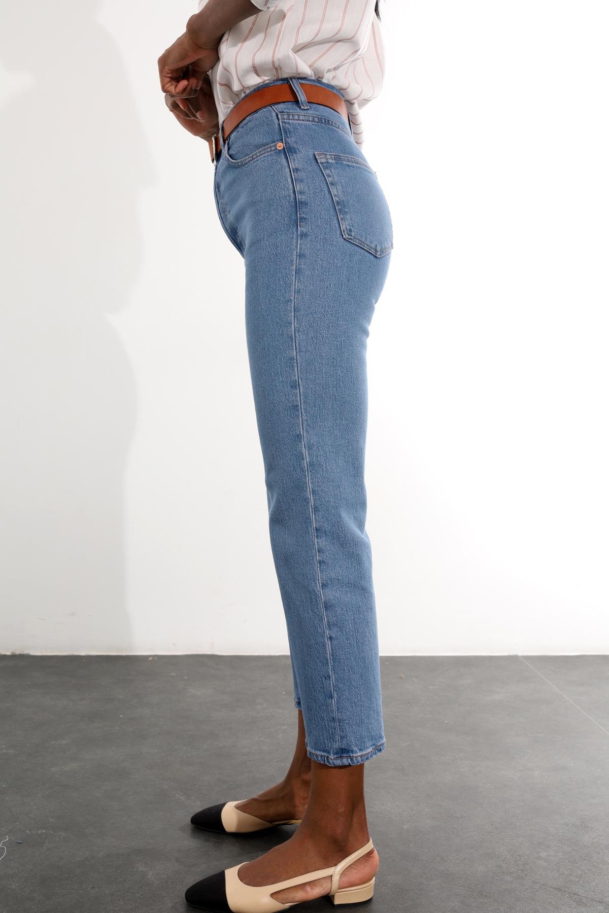 Mavi Yüksek Bel Straight Fit Jean 