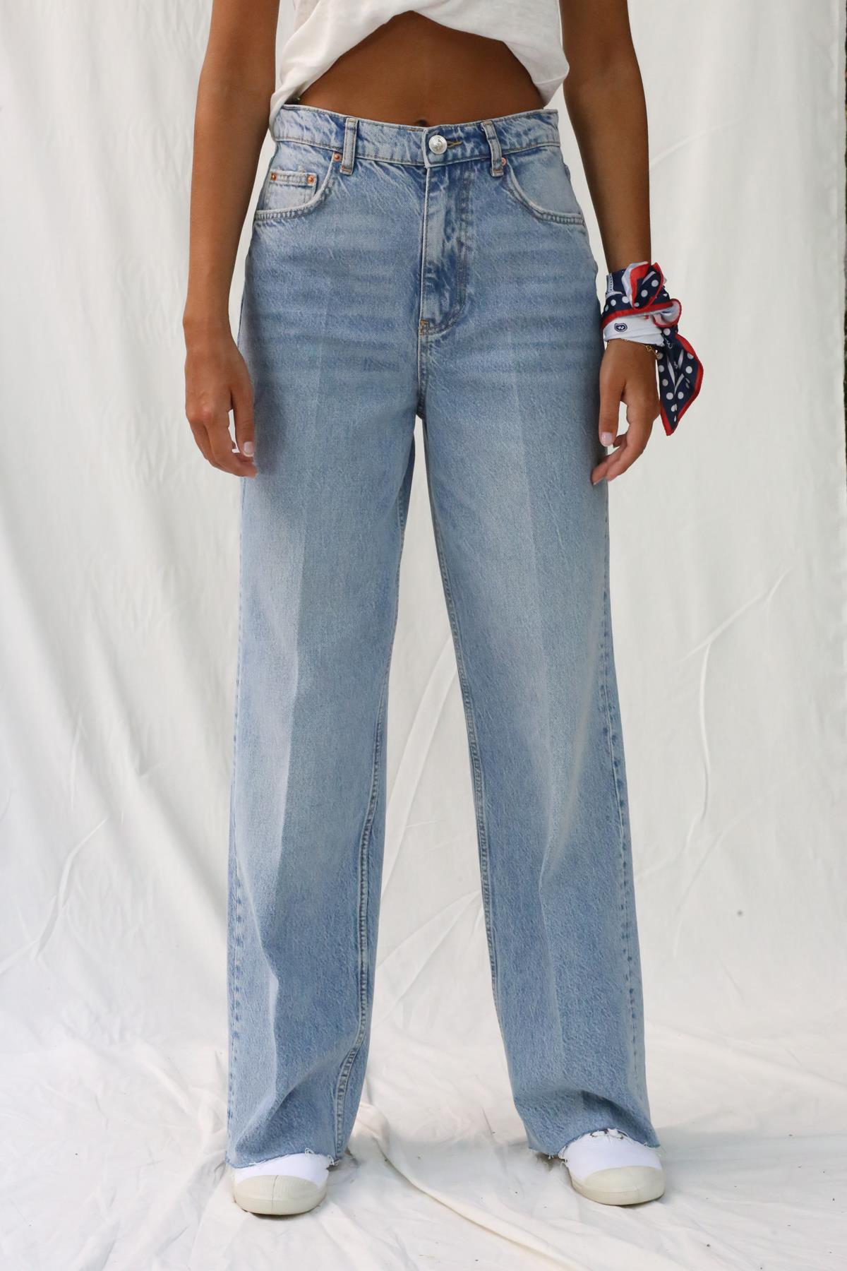 Mavi Yüksek Bel Straight Fit Jean 