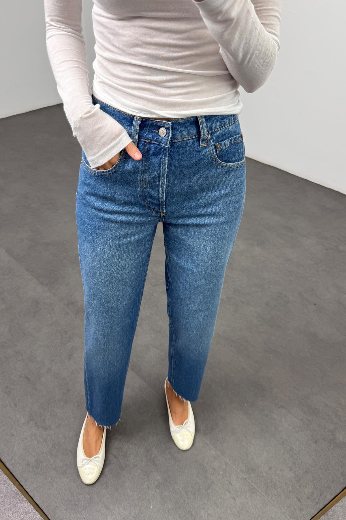 Mavi Yüksek Bel Straight Jean 