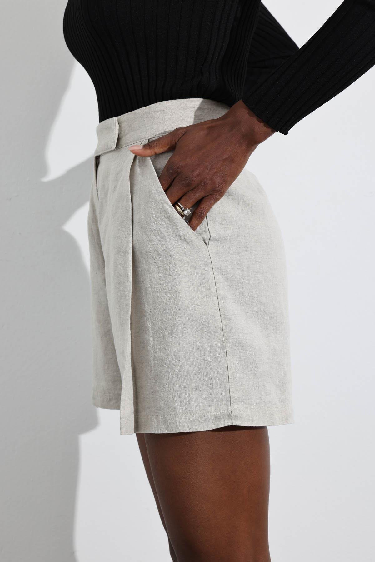 Naturel %100 Keten Klasik Şort 