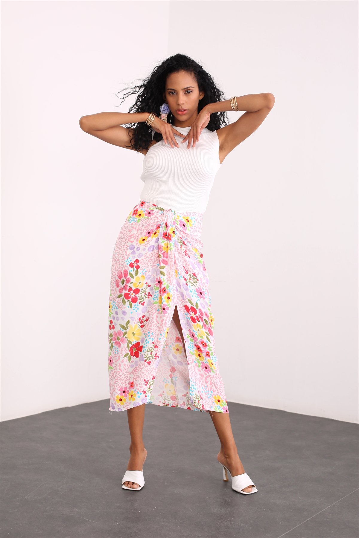 Pembe Çiçekli Midi Etek 13379