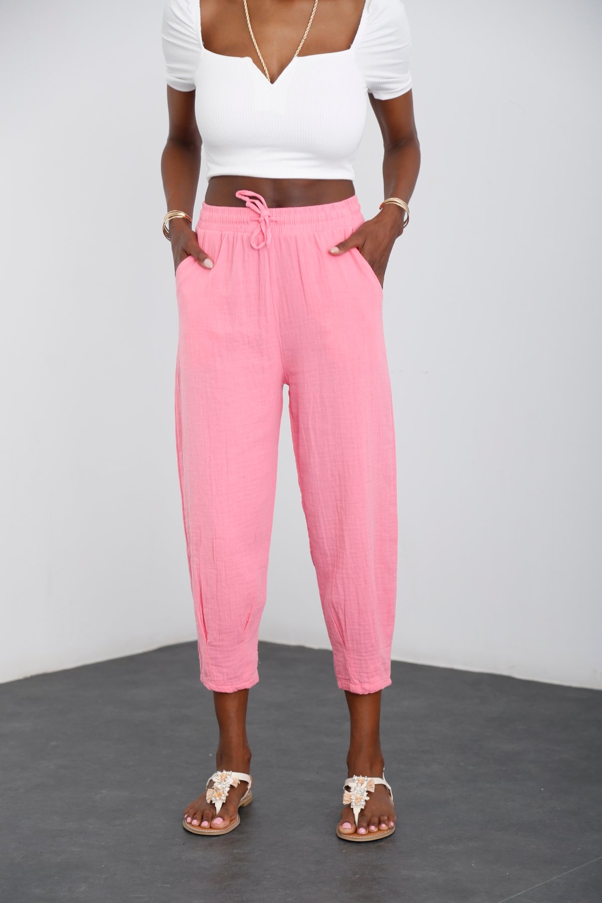Pembe Paçası Pileli Müslin Pantolon 0255