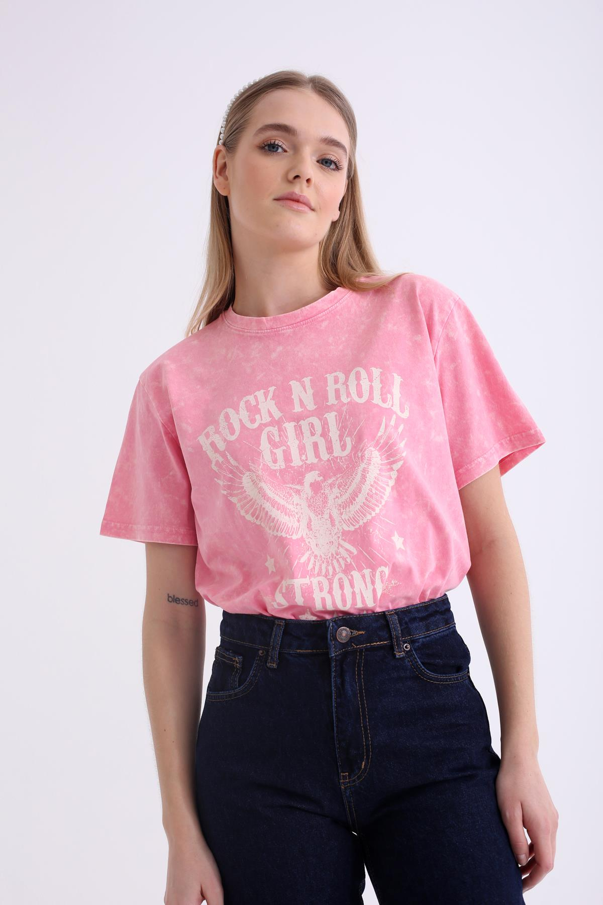 Pembe Rock Baskılı Tshirt 14155