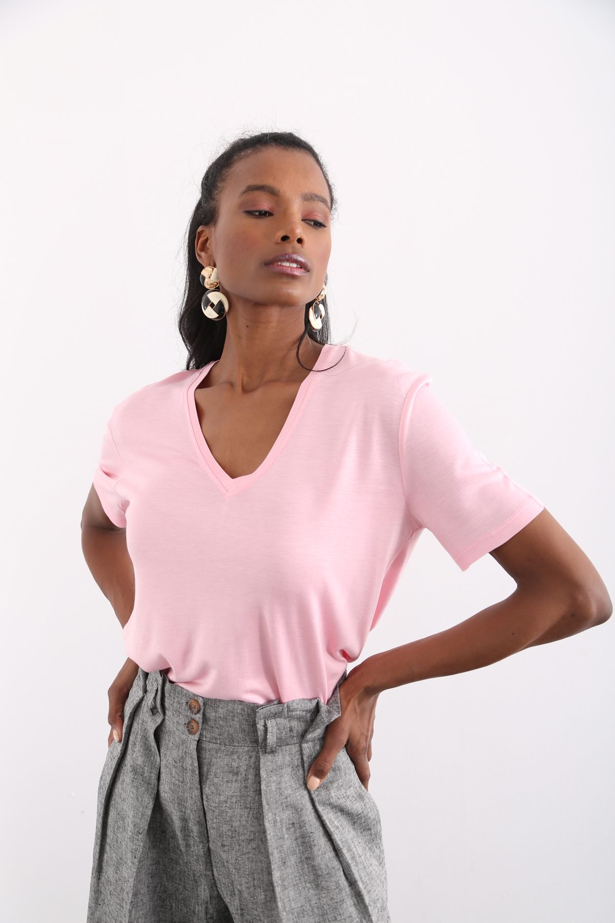 Pembe V Yaka Basic Tshirt 3635