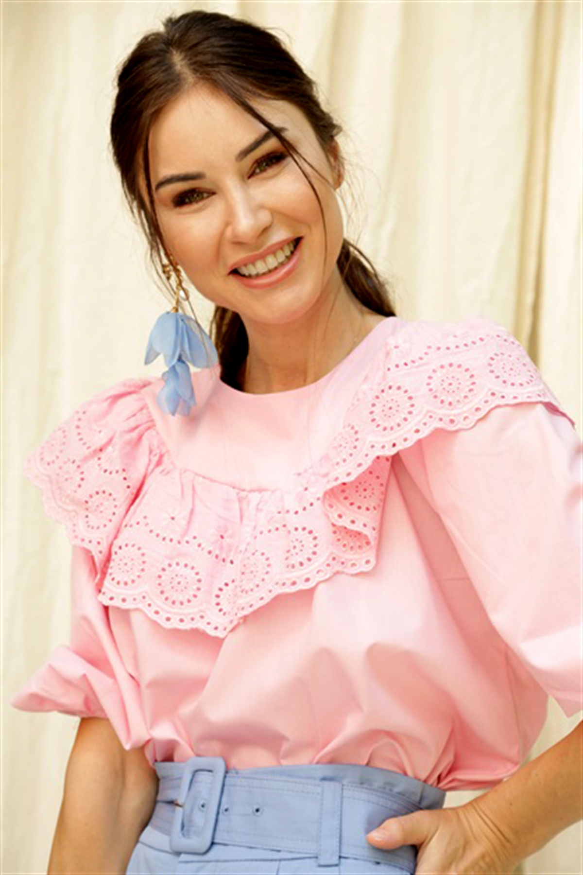 Pembe Volanlı Fistolu Bluz 1889