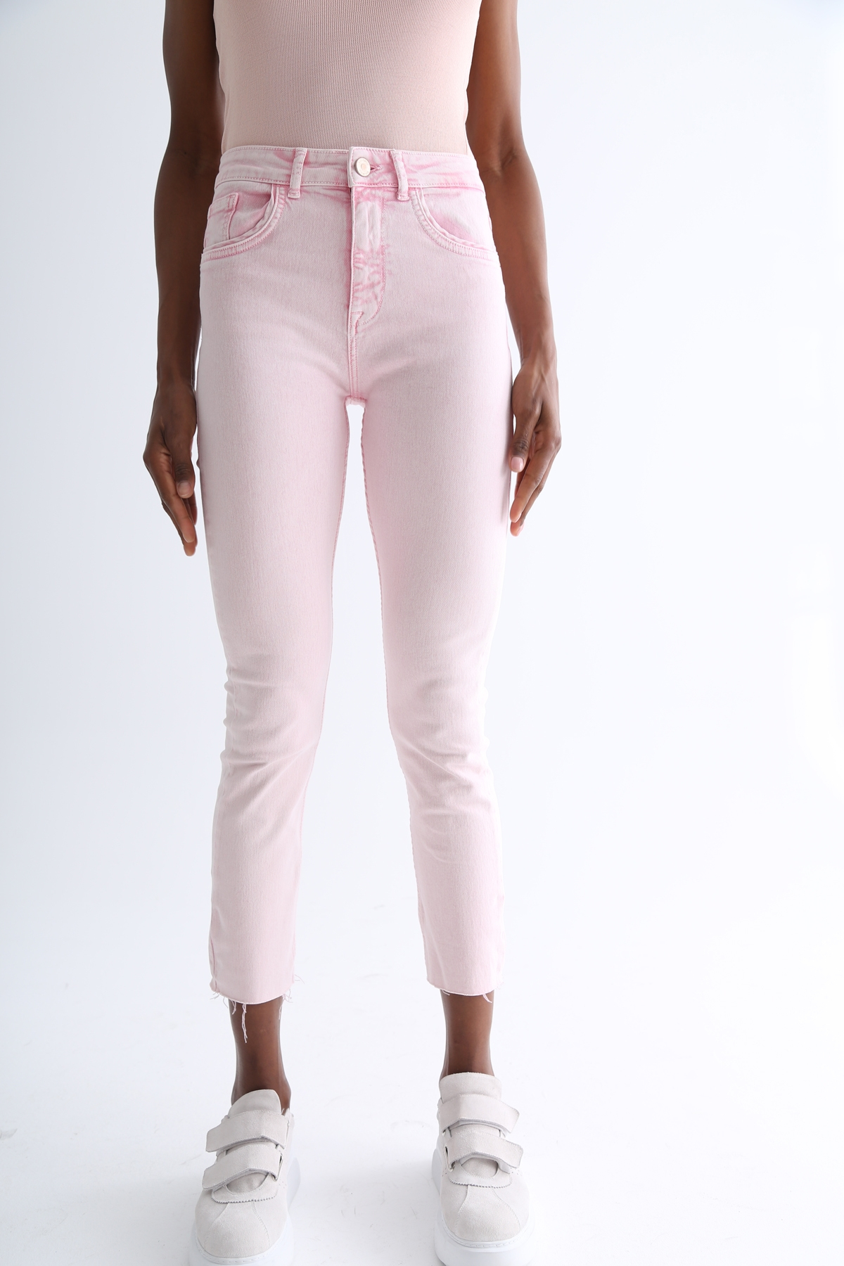 Pembe Yüksek Bel Kesik Paça Boyfit Jean 