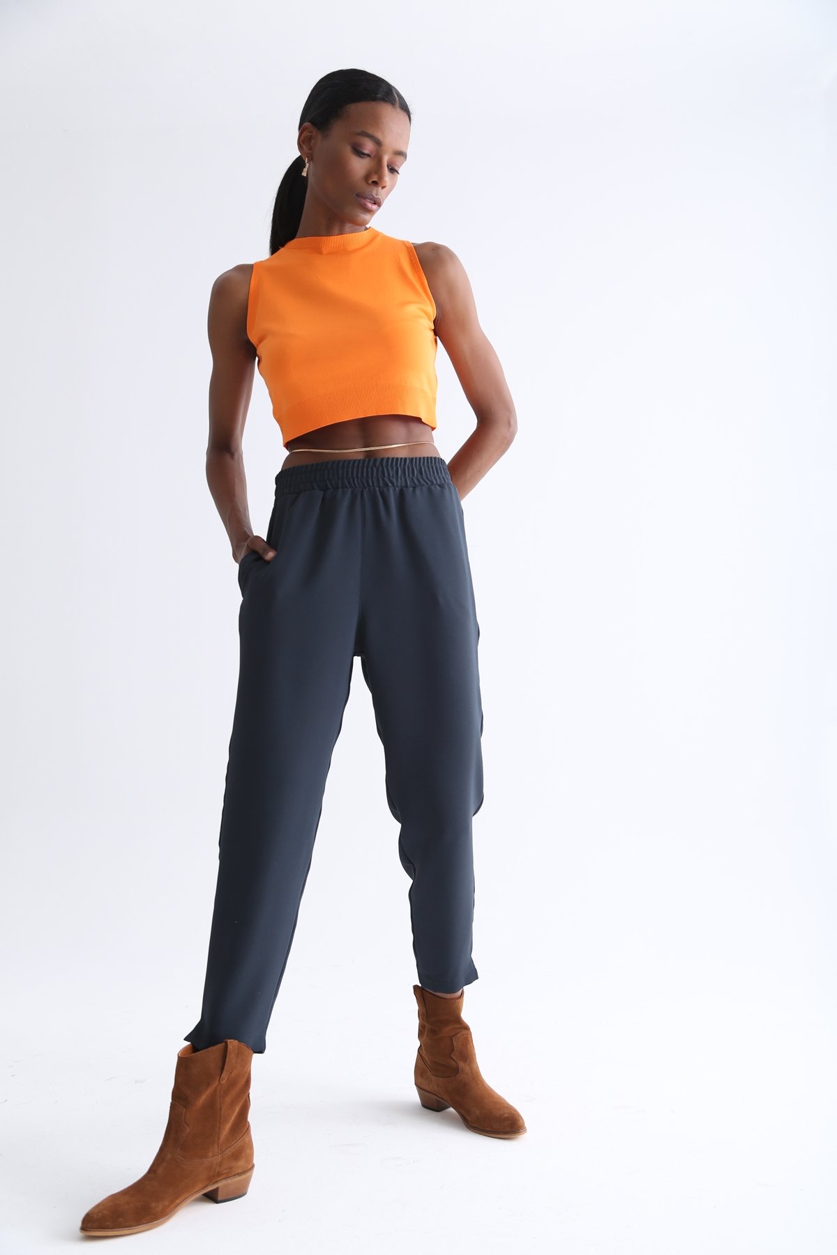 Petrol Mavisi Beli Lastikli Krep Havuç Pantolon 