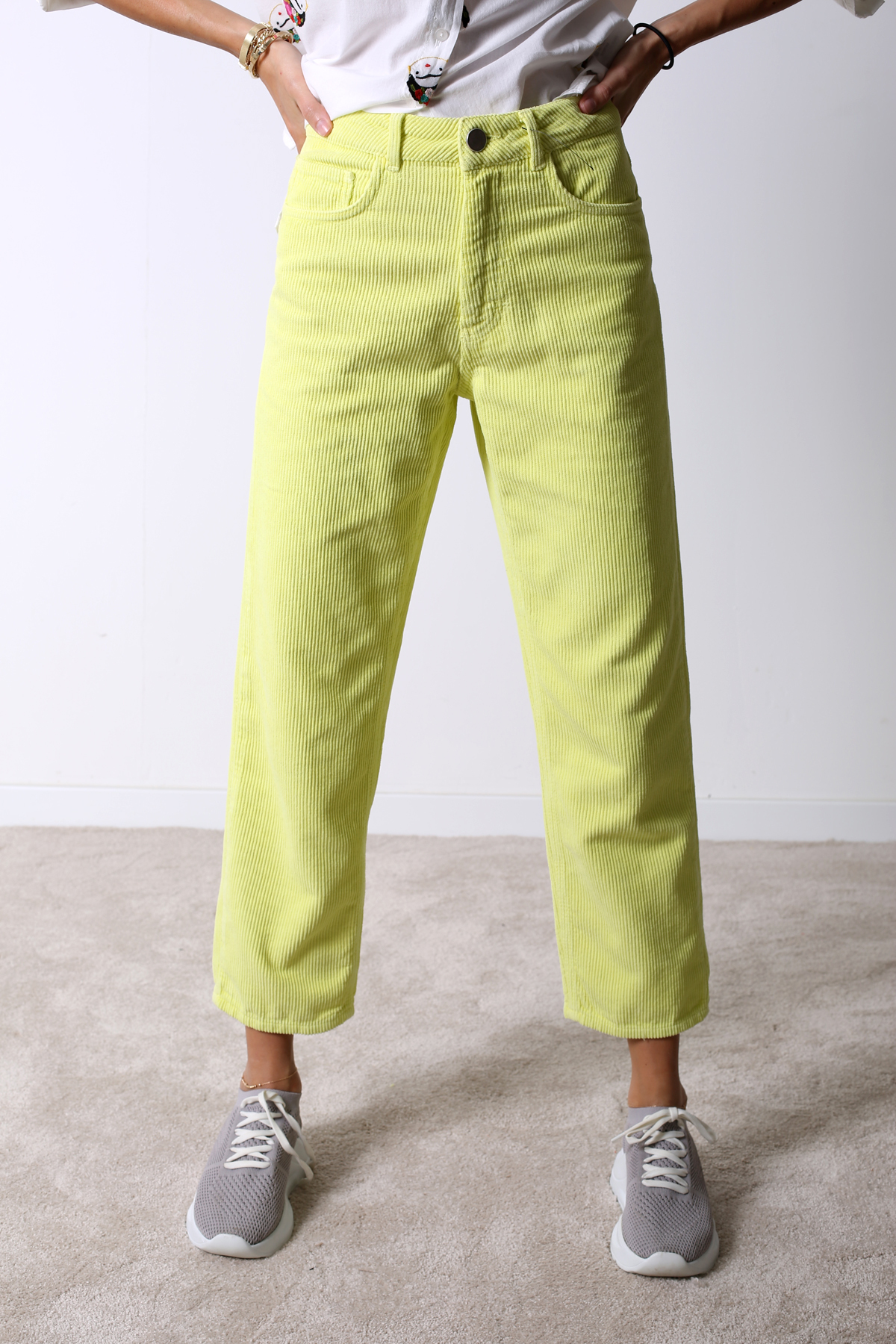 Sarı Neon Fitilli Kadife Mom Pantolon