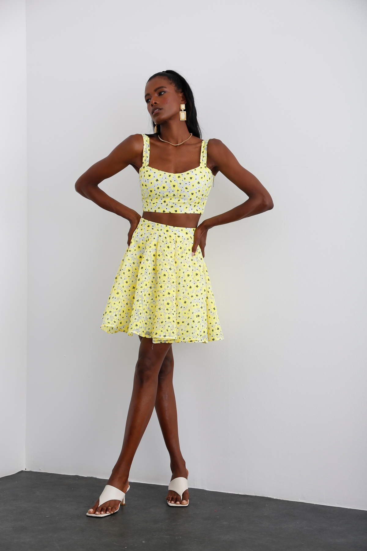 Sarı Papatya Desenli Crop Takım 0349