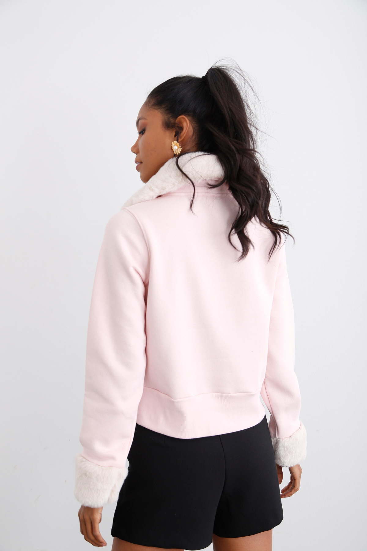 Şeker Pembe Kürk Detaylı Şardonlu Sweatshirt 