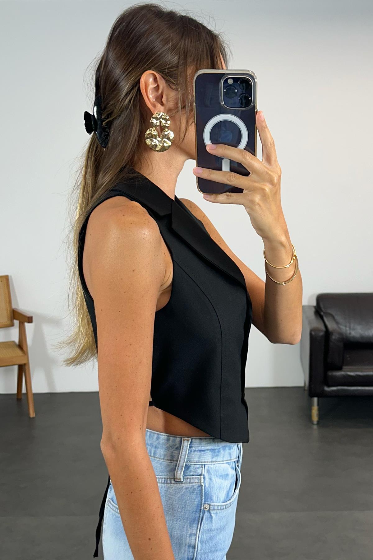 Siyah Arkası Bağlamalı Yelek 8003