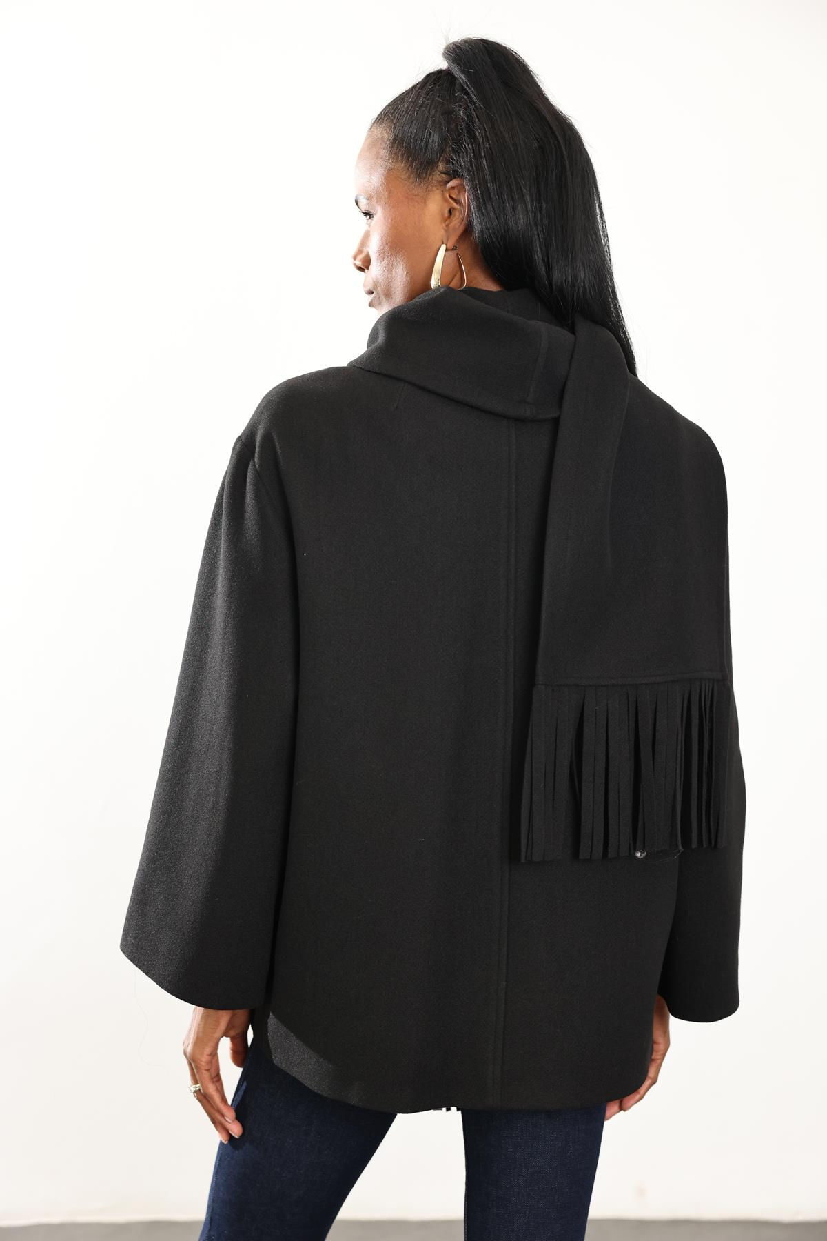 Siyah Atkılı Kaşe Mont D99800