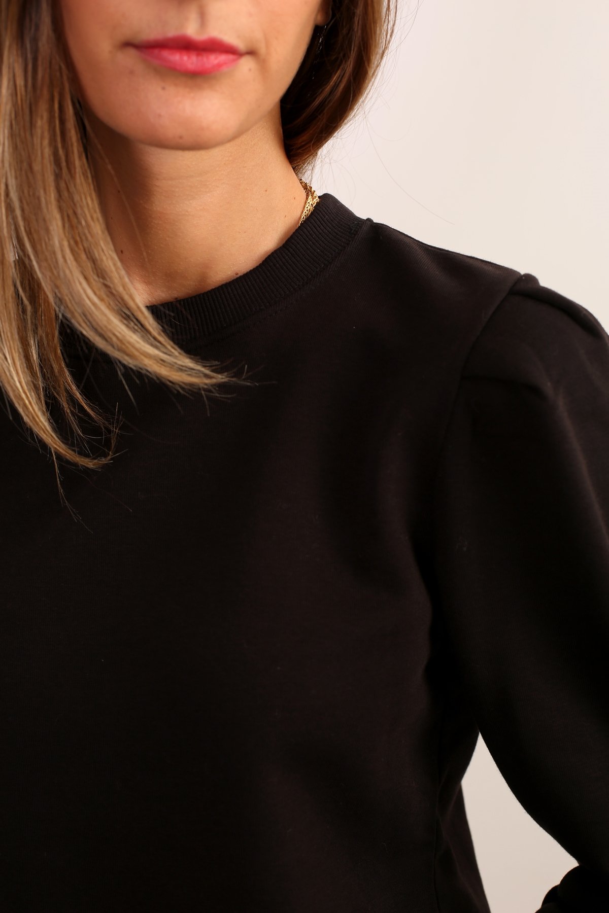 Siyah Balon Kol Basic Sweatshirt