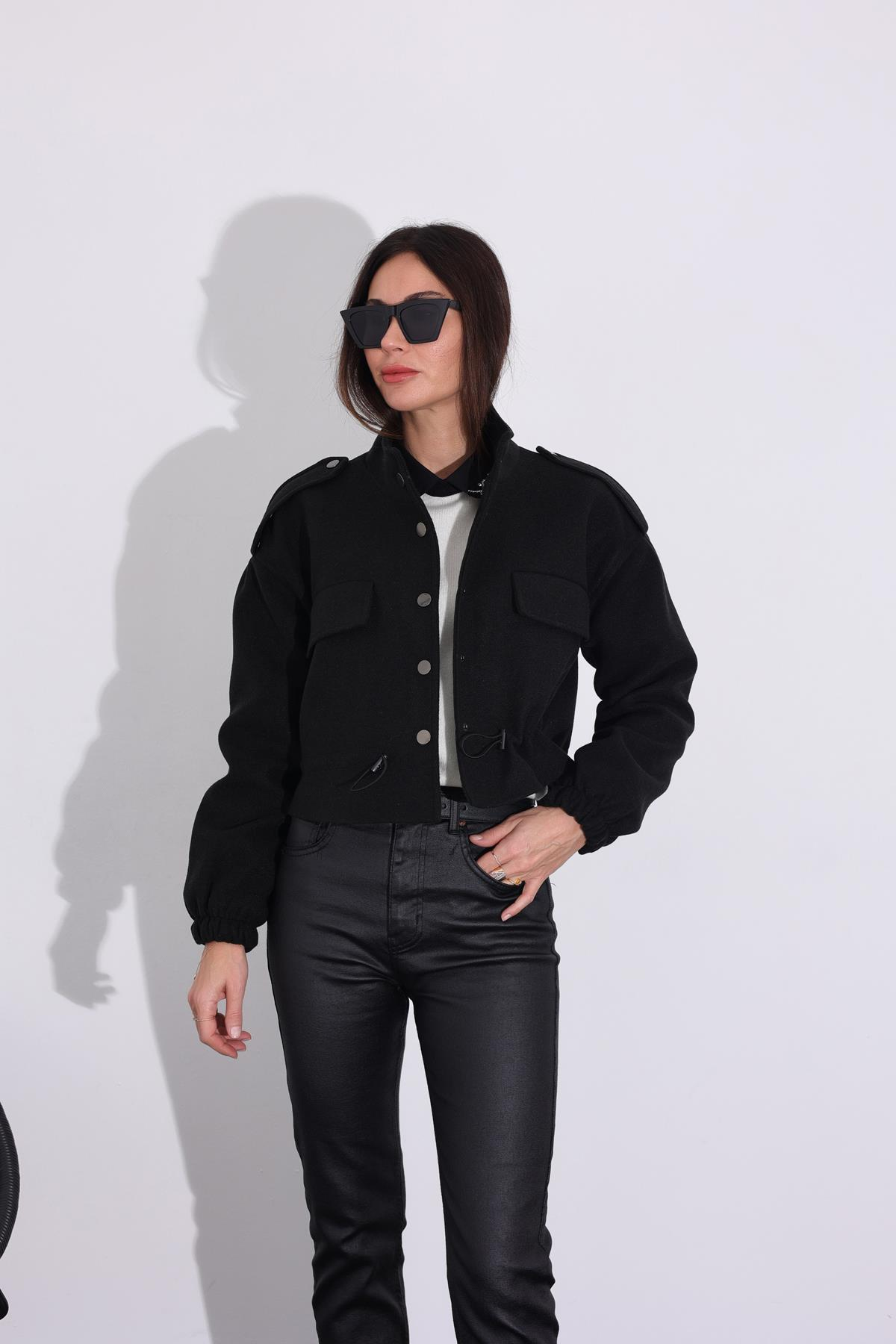 Siyah Beli Büzgülü Kaşe Ceket 99147