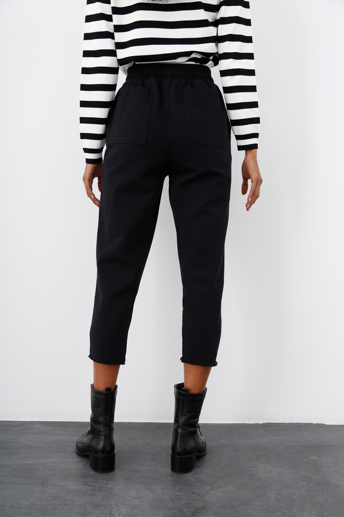 Siyah Beli Lastikli Gabardin Pantolon 0024