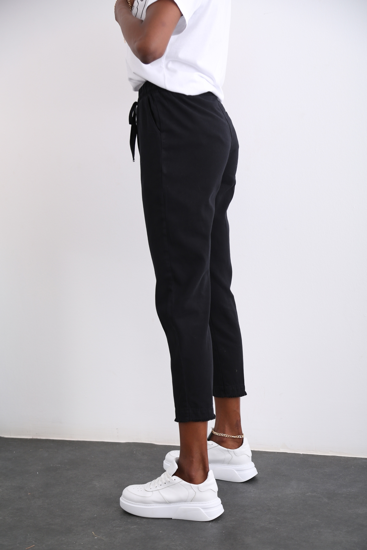 Siyah Beli Lastikli Gabardin Pantolon 00104