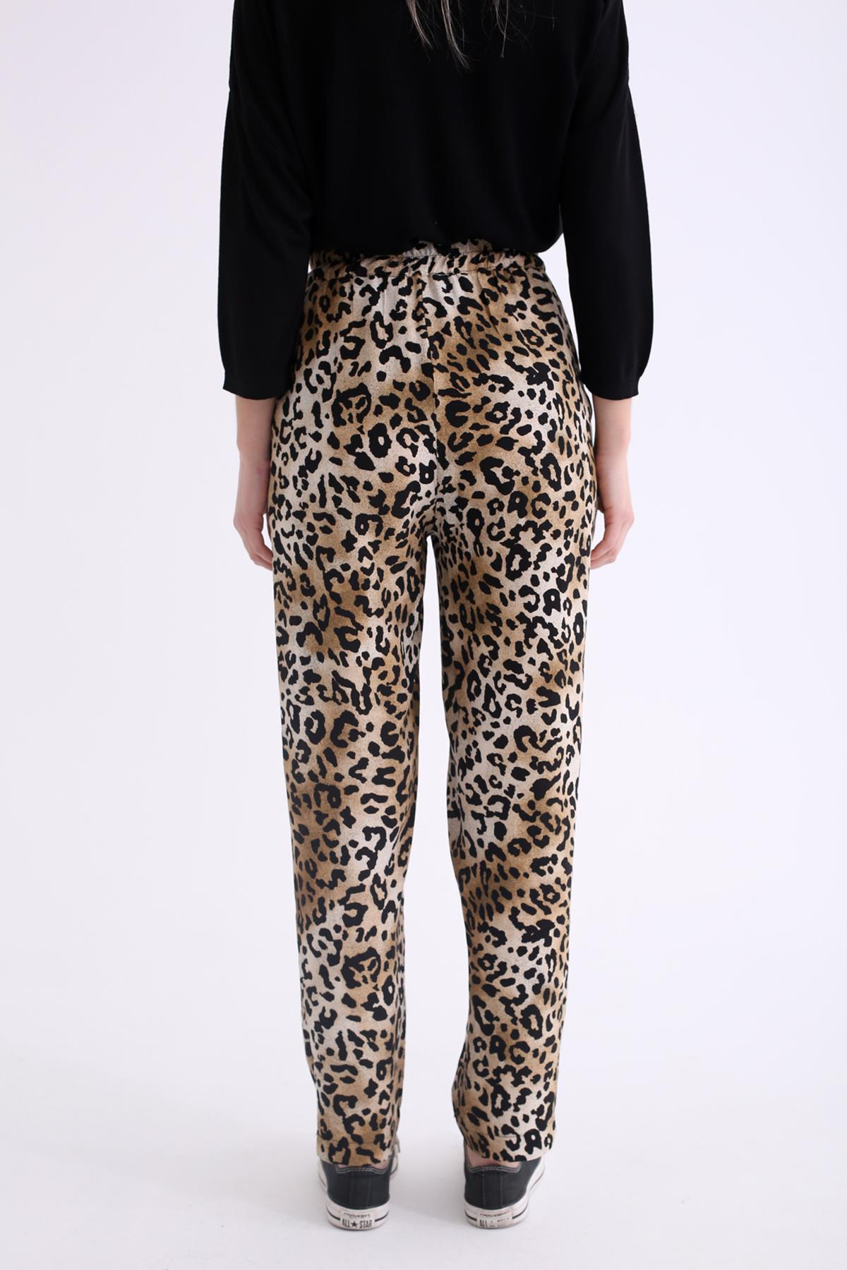 Siyah Beli Lastikli Leopar Havuç Pantolon 40127