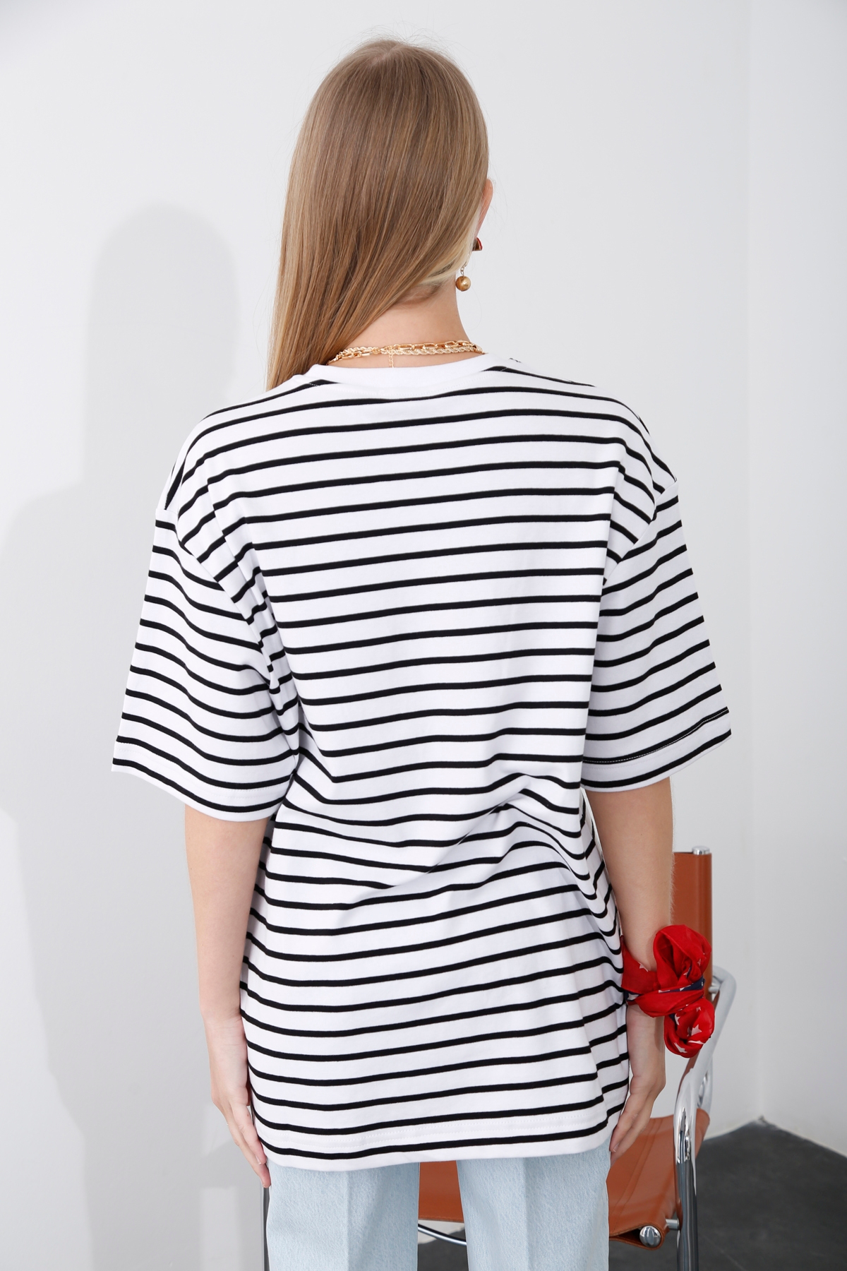 Siyah-Beyaz Çizgili Kısa Kol Tshirt 